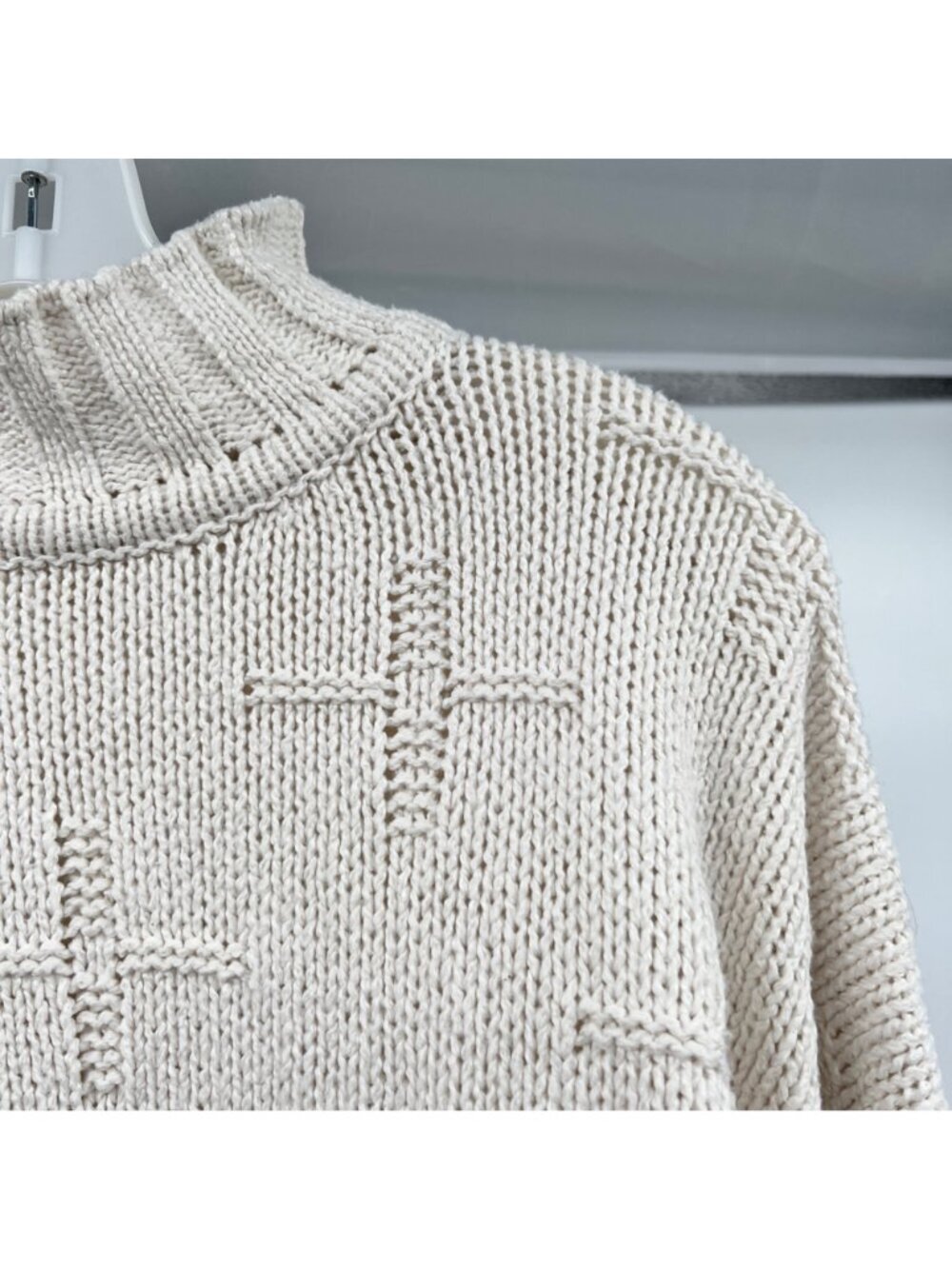 ee:some Womens Knit Pullover Sweater Mock Neck Cream Size Medium - Picture 4 of 9